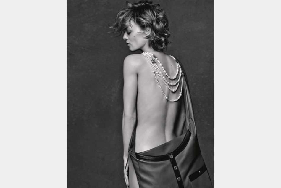 Vanessa Paradis, égérie de du sac "Girl" de Chanel
