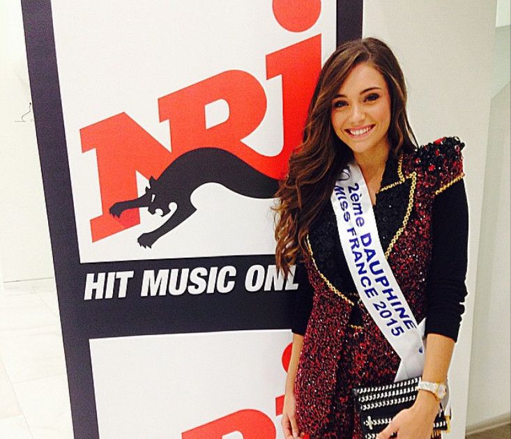 Charlotte Pirroni La Miss Est En Couple Avec Florian Thauvin charlotte-pirroni-la-miss-est-en-couple-avec-florian-thauvin