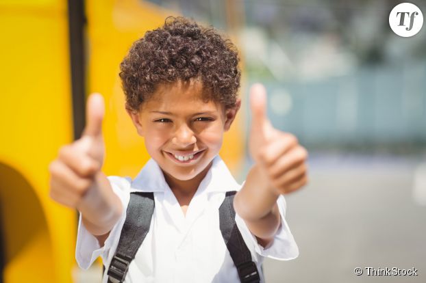 15 Gestes Du Quotidien Qui Nous Font Passer Pour Des Rustres A L Etranger Terrafemina