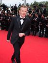  Alex Lutz (montre Montblanc Star Quantième en or jaune)- Montée des marches du film "Foxcatcher" lors du 67 ème Festival du film de Cannes – Cannes le 19 mai 2014.  