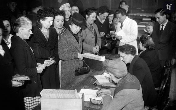 Le 29 avril 1945, quelque 12 millions d'électrices étaient appelées aux urnes pour les élections municipales.