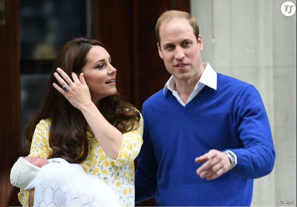 Kate Middleton, le Prince William et leur deuxième enfant devant la maternité de l&#039;hôpital St Mary