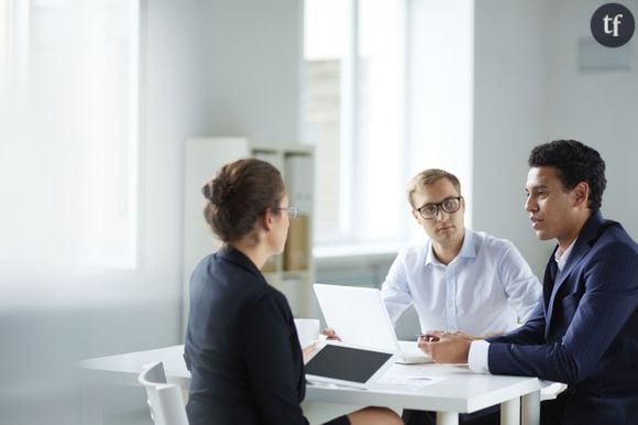 Les femmes manquent toujours de confiance en elles au travail