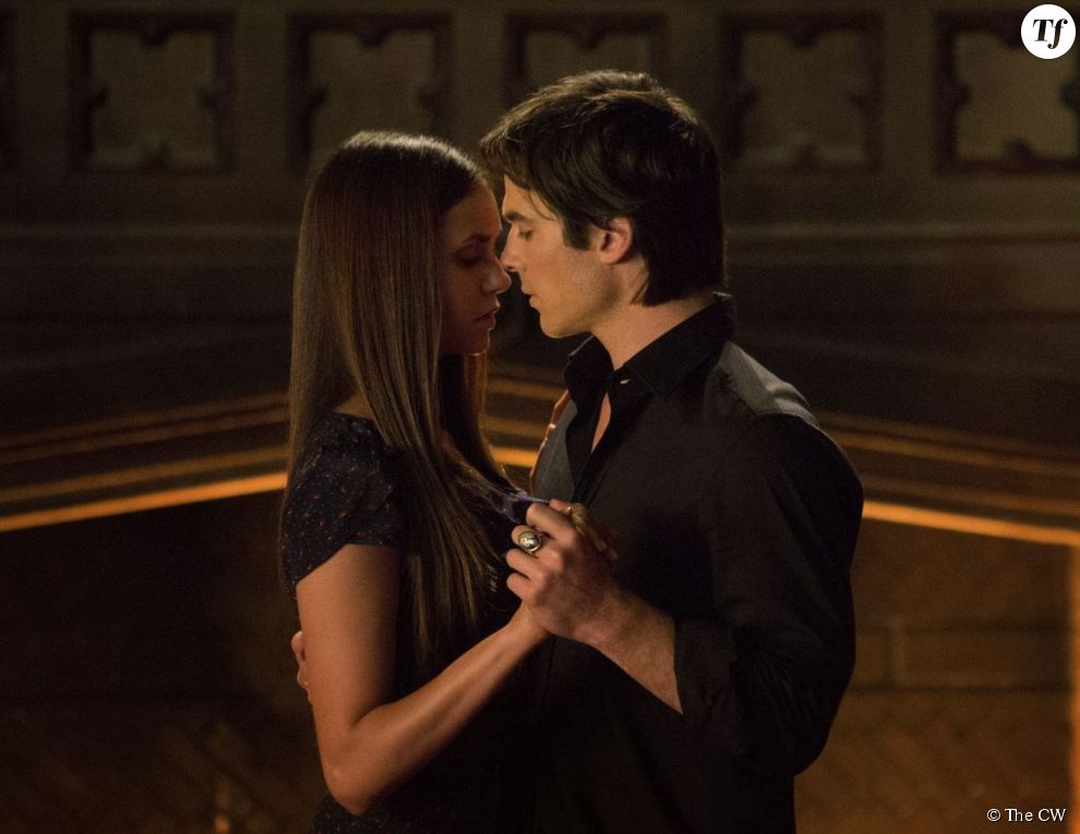 Damon et Elena, personnages de la série The Vampire Diaries