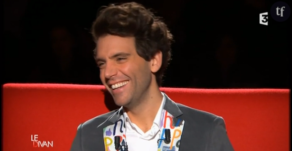 Mika dans "Le divan" de Marc-Olivier Fogiel