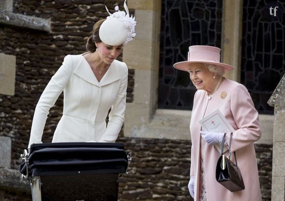 Kate Middleton et la reine Elizabeth II le jour du baptême de Charlotte