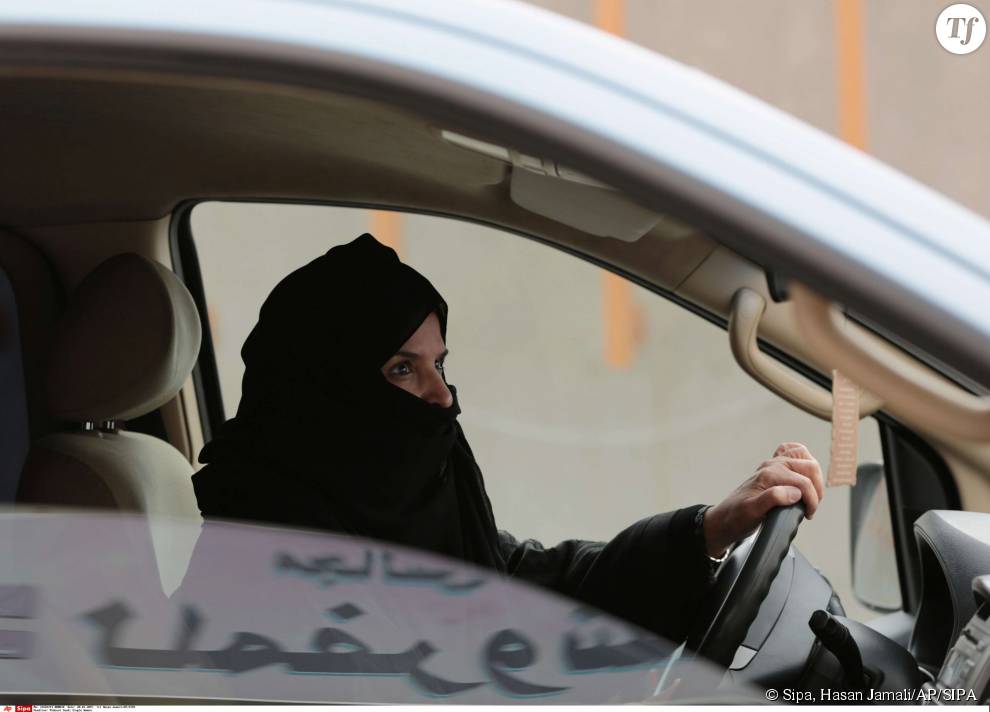 Une Saoudienne au volant pour protester contre l&#039;interdiction de conduire