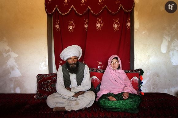 La petite Ghulam, effondrée le jour de son mariage forcé avec cet homme afghan âgé de 40 ans.