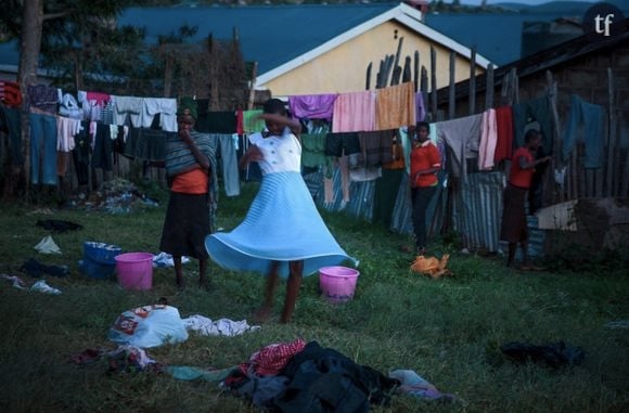 La Samburu Girls Fondation apporte sécurité et éducation, à des fillettes mariées de force par leur famille au Kenya.