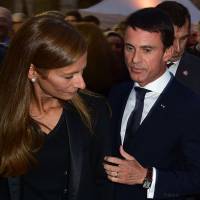 Manuel Valls et sa femme Anne Gravoin : toujours très amoureux à l'Opéra (photos)