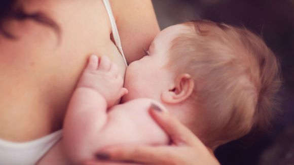 Durée de l'allaitement : qu'est-ce qui stoppe les Françaises ?