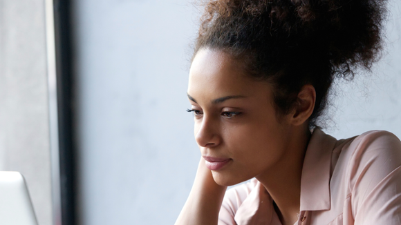 La bougeotte, l'antidote contre les effets négatifs de la chaise au boulot ?