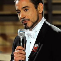 Cinéma : Robert Downey Jr dans le rôle de l'avocat Perry Mason - vidéo