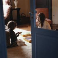 Nouvel An 2016 : quel prix pour une baby-sitter le 31 décembre ?