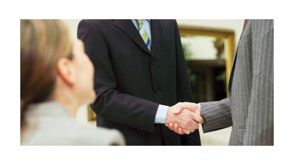 Le piston avant les compétences ?