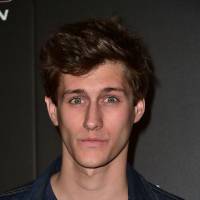 Jean-Baptiste Maunier : toujours aussi sexy au concert des Enfoirés pour les internautes (photos)