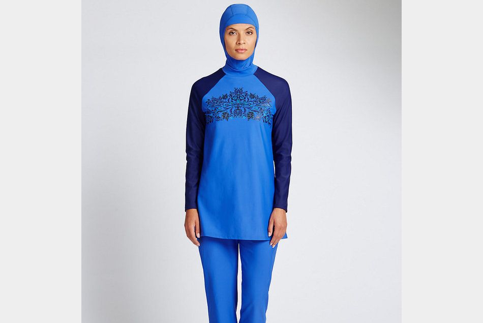 Le burkini M&amp;S en bleu (photo du site Internet M&amp;S)