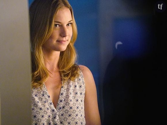 Emily VanCamp dans la série Revenge