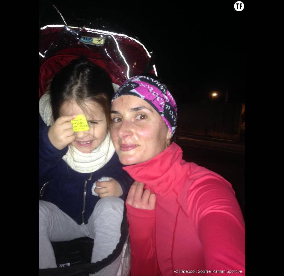 Sophie et sa fille Léonie durant leur préparation pour le marathon de Paris
