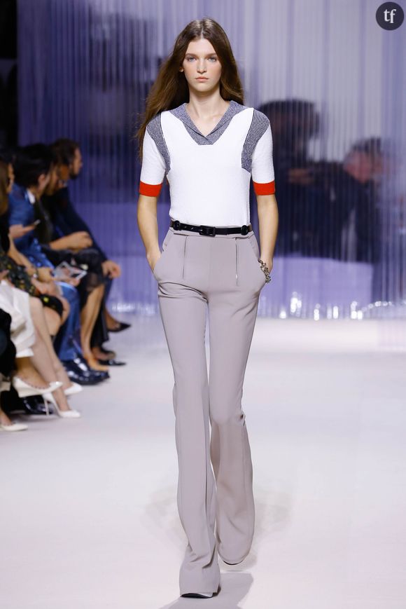 Le lila gris chez Carven.