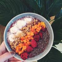 La recette de l'açaï bowl, ce smoothie qui se mange avec une cuillère