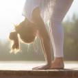 Le yoga peut vous aider à vous réveiller. Ce serait même plus efficace qu'un café!