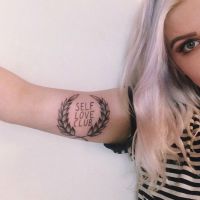 Le Self Love Club, le tatouage inspirant pour enfin s'accepter