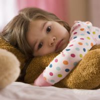 Mon enfant n'arrive pas à dormir : je fais quoi ?