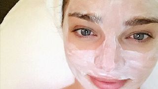 C'est quoi ce masque à la pastèque dont les stars raffolent ?