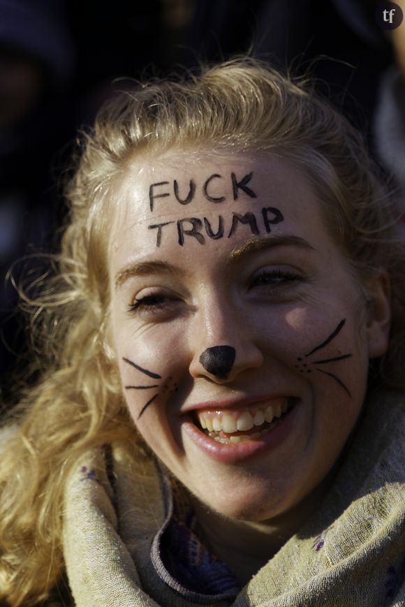 Une manifestante à la Women's March de Paris
