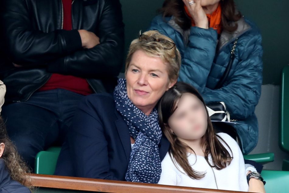 Elise Lucet et sa fille Rose à Roland Garros à Paris le 4 juin 2016