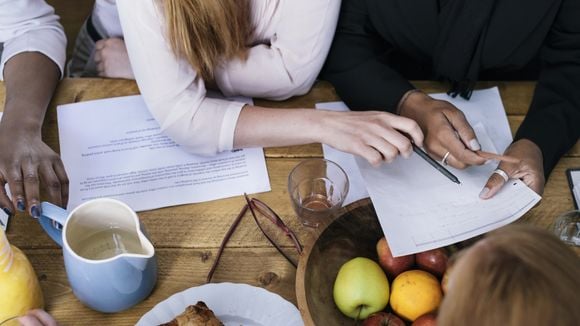 Pourquoi l'on devrait arrêter de grignoter des gâteaux au travail