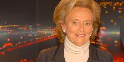 Bernadette Chirac s’improvise marraine de Giulia Bruni-Sarkozy