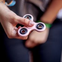 Hand spinner : des risques d'incendie et d'explosion ?