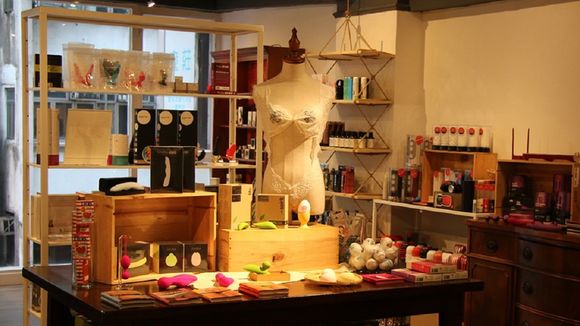 A Hong Kong, un sexshop propose des ateliers pour briser le tabou des règles