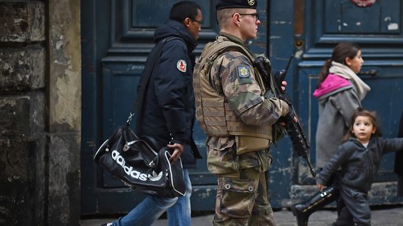 500 femmes de militaires dans la rue pour exprimer leur ras-le-bol