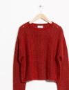     Pull rouge en laine et mohair &amp; Other Stories, 79 euros  