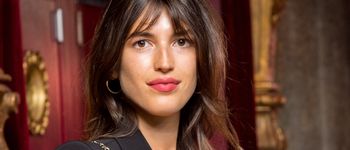 Cheveux Boucles Comment Se Faire Une Frange Quand On A Les Cheveux Frises Terrafemina