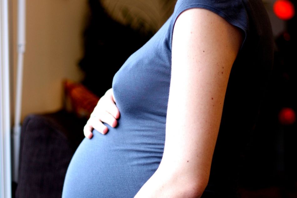 La Fondation des Femmes crée un guide juridique pour accompagner les femmes enceintes