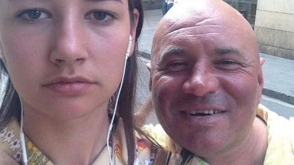 Harcèlement de rue : elle fait des selfies avec les relous qui l'accostent