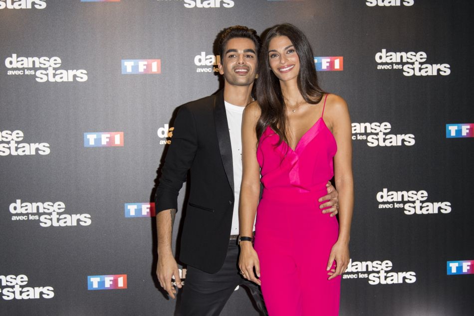Tatiana Silva et son danseur Christophe Licata dans "Danse avec les Stars", au siège de TF1. 