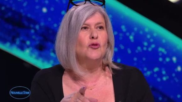 Une jurée de "Nouvelle Star" touche les fesses d'un candidat et choque les spectateurs