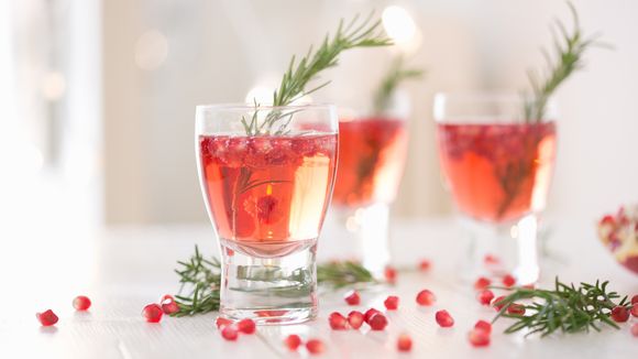 La recette du Christmas Spritzer, la star des cocktails de Noël