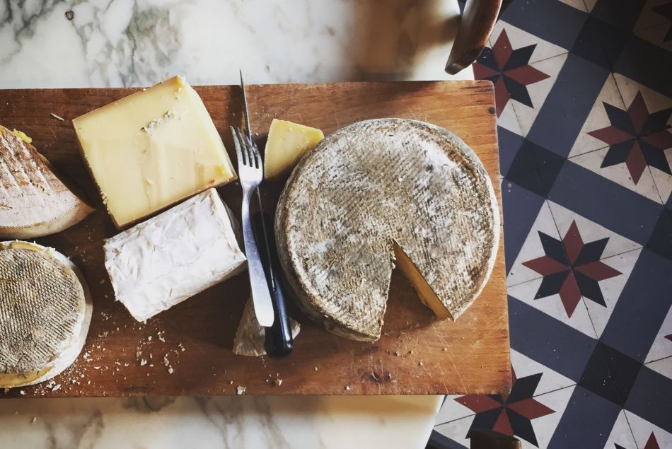 Selon une nouvelle étude, manger du fromage est bon pour notre santé