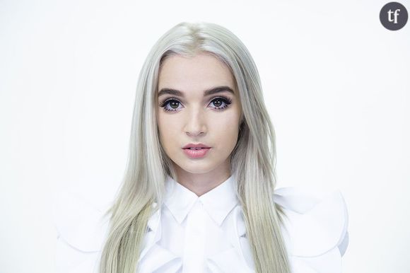 La chanteuse Poppy compte plus de 300 vidéos sur YouTube depuis 2014.