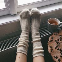 Pourquoi a-t-on toujours les pieds froids ? (et comment y remédier)