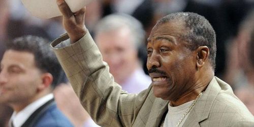 Décès de l'ancien champion de boxe Joe Frazier 