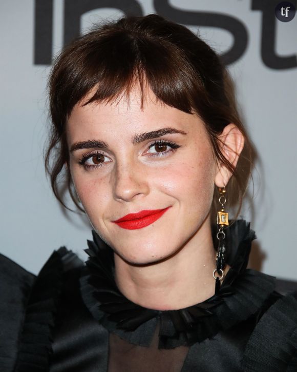 La comédienne Emma Watson brise le tabou du célibat.