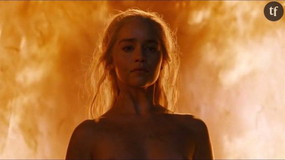 Emilia Clarke nue dans Game of Thrones