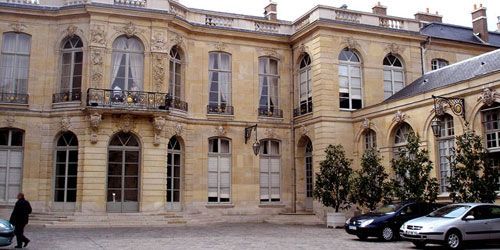 Gouvernement Fillon 3 : les femmes prennent du galon